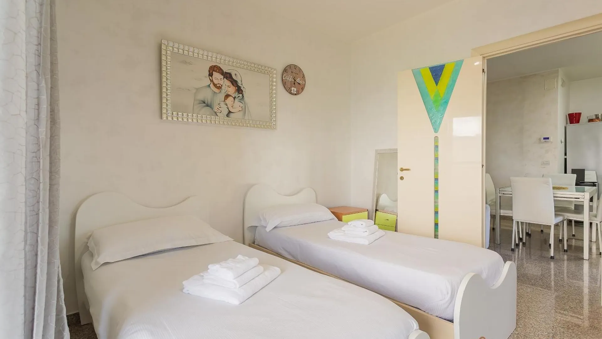 Fronte Mare By Apulia Accommodation バーリ