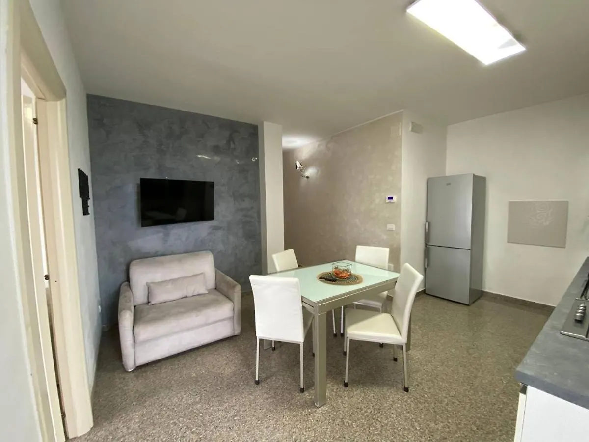 Fronte Mare By Apulia Accommodation Bari 0*,  Italien