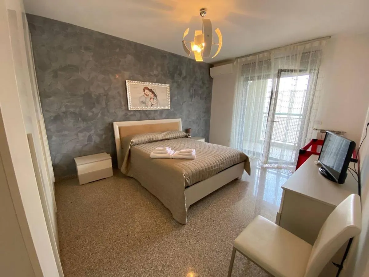 Fronte Mare By Apulia Accommodation Bari 0*,