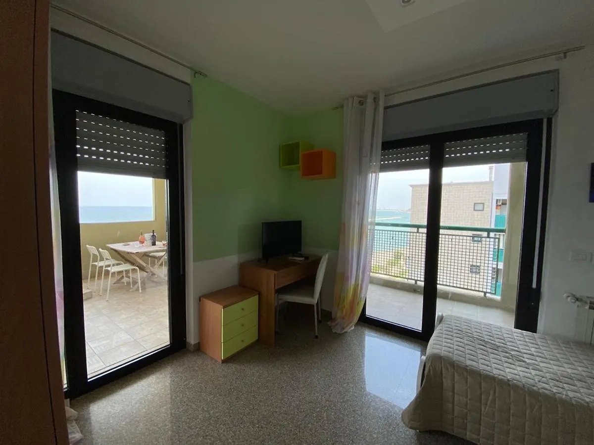 Apartment Fronte Mare By Apulia Accommodation Bari