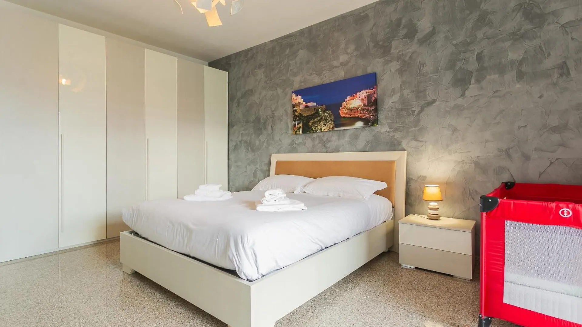 Fronte Mare By Apulia Accommodation Bari Apartment